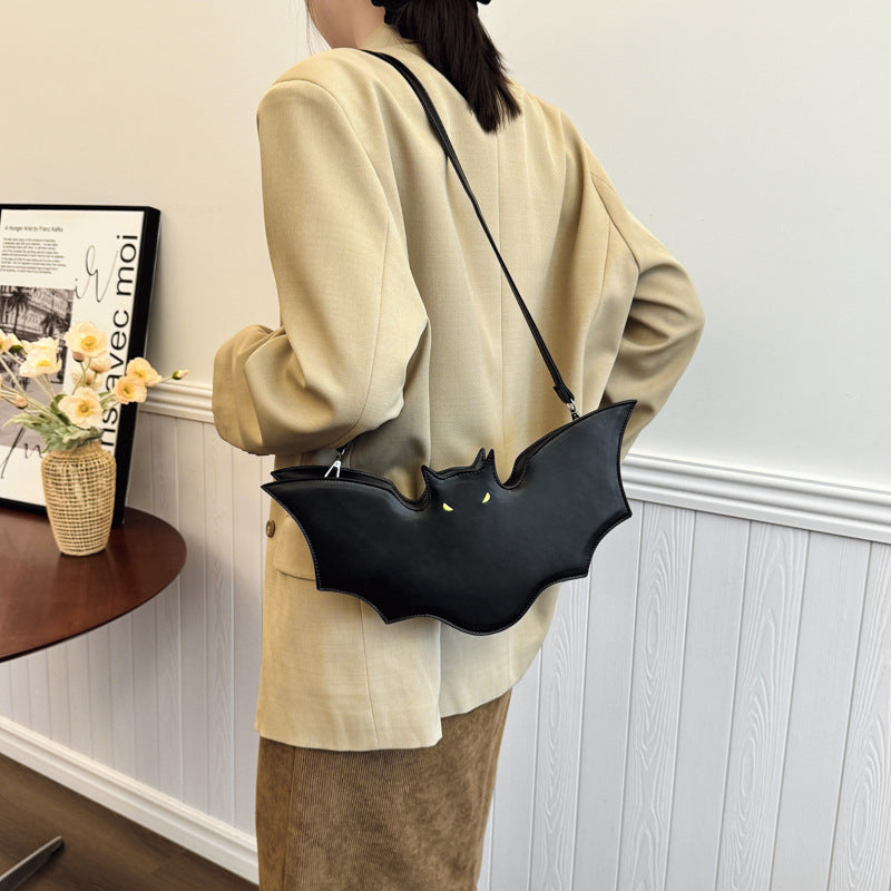 Midnight Bat – Halloween Messenger Bag with Spooky Elegance